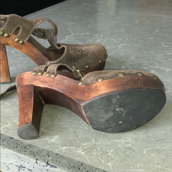 Michael Kors heels - Picture 3 of 3